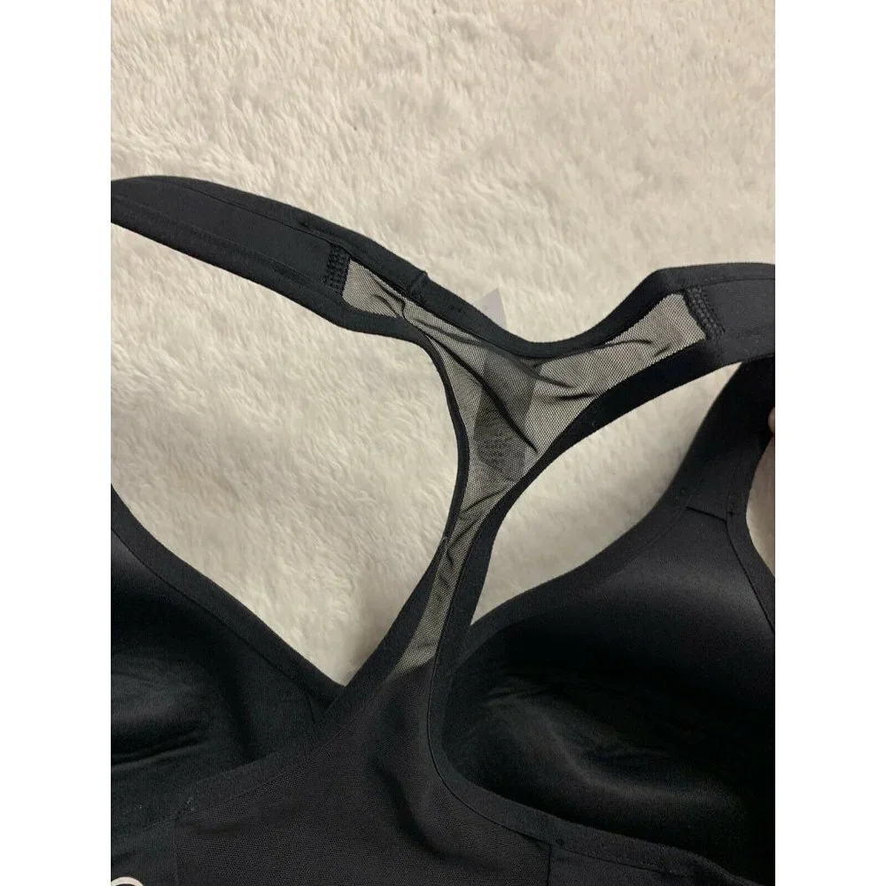 Lululemon Size 4 Speed Up Racerback Bra Black Solid Mesh Strap Detail